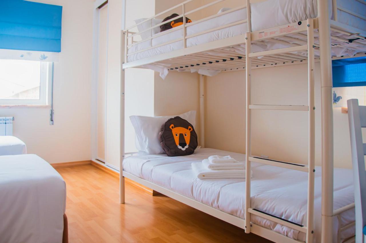 Pedrogao Guesthouse Exterior photo A bunk bed